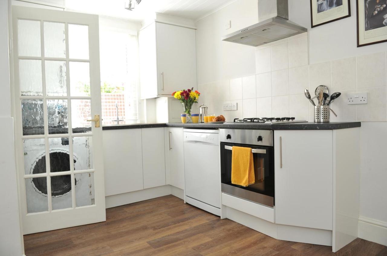 Beechurst Serviced Apartments Cheltenham Exterior foto